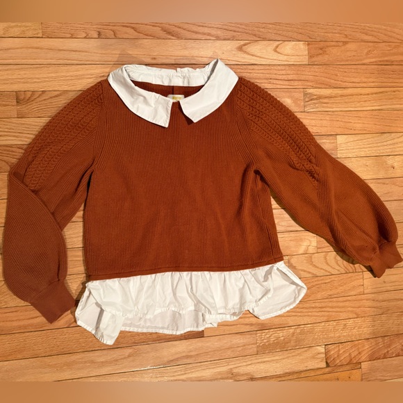 Anthropologie Sweaters - Women's Brown Sweater with White Collar buttons up back twofer size large